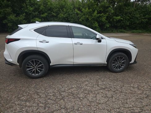 Used 2024 Lexus NX 350 AWD image 15