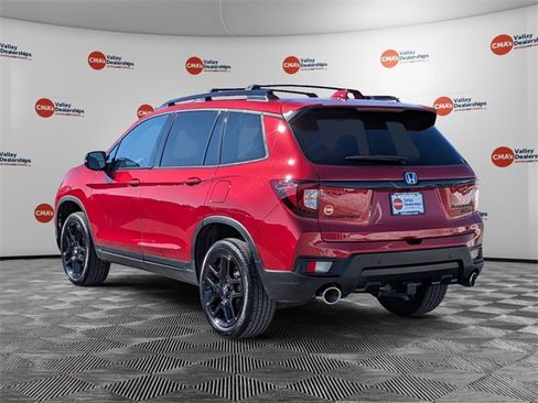 Certified 2025 Honda Passport Black Edition image 7