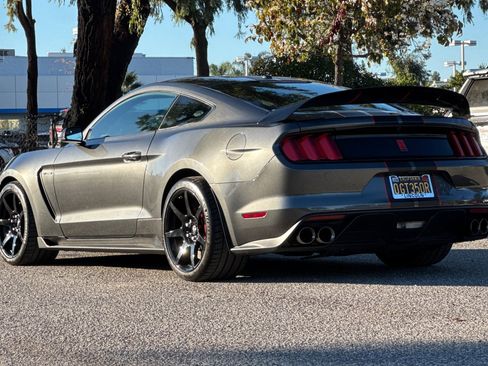 Used 2016 Ford Mustang Shelby GT350R w/ GT350R Equipment Group 920A image 6