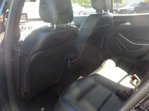 Used 2017 Mercedes-Benz GLA 250 image 20