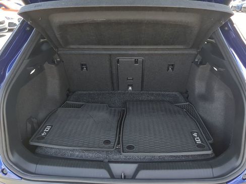 Certified 2022 Volkswagen ID.4 Pro S RWD image 9
