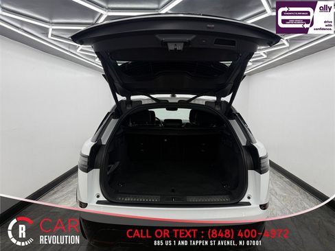 Used 2025 Land Rover Range Rover Velar Dynamic SE AWD/4WD image 6