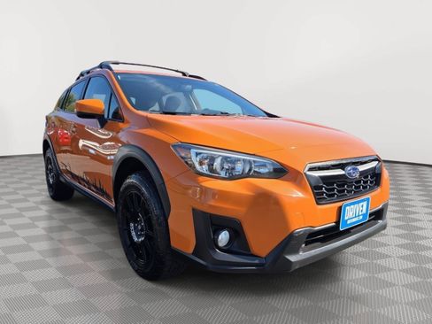 Used 2018 Subaru Crosstrek 2.0i Premium w/ Popular Package #2 AWD/4WD image 3