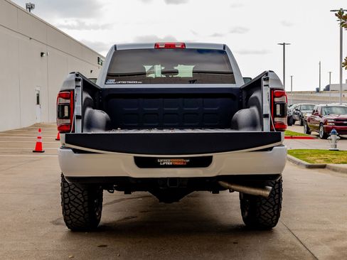 Used 2024 RAM 2500 Big Horn w/ Night Edition image 9