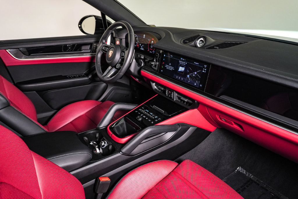 Certified 2026 Porsche Cayenne Coupe AWD/4WD image 14