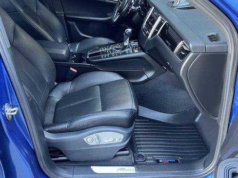 Used 2017 Porsche Macan S AWD/4WD image 18