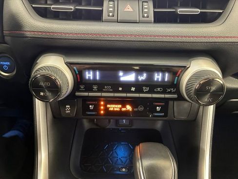 Used 2021 Toyota RAV4 XSE w/ Premium Package AWD/4WD image 28