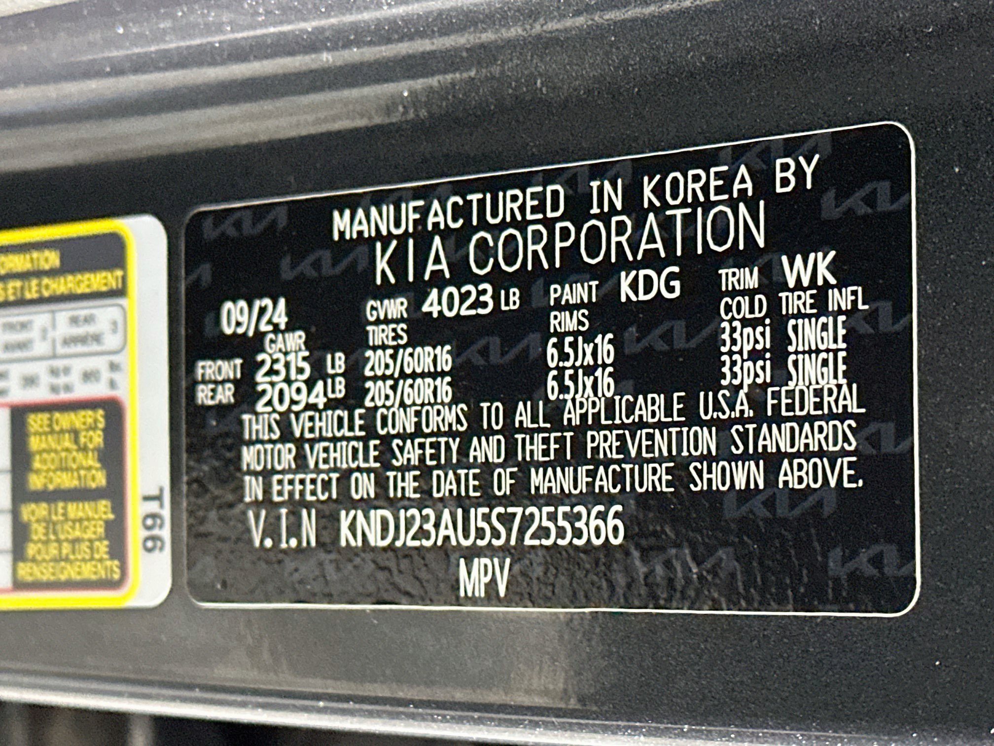 Used 2025 Kia Soul LX w/ LX Technology Package FWD image 12