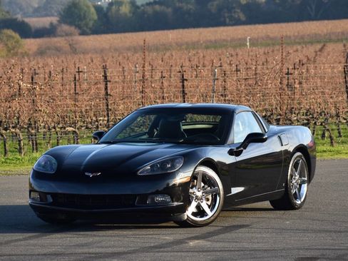 Used 2007 Chevrolet Corvette Coupe w/ Preferred Equipment Group image 10