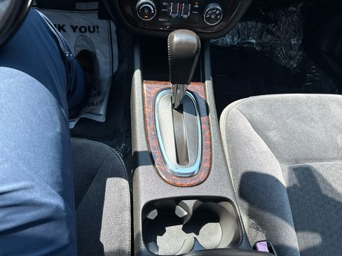 Used 2014 Chevrolet Impala LT w/ LT Sunroof Package image 21