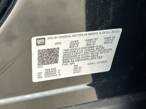 Used 2024 GMC Terrain SLT w/ Tech Package AWD/4WD image 27