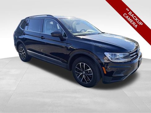 Used 2021 Volkswagen Tiguan SE image 8