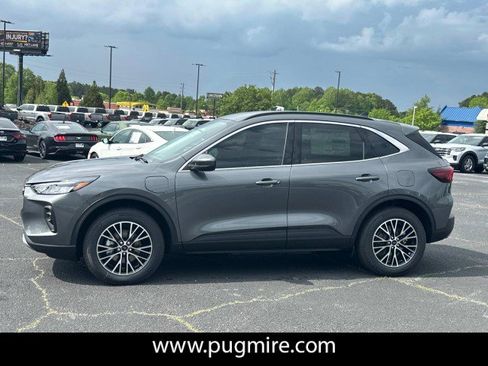 New 2025 Ford Escape SE image 4