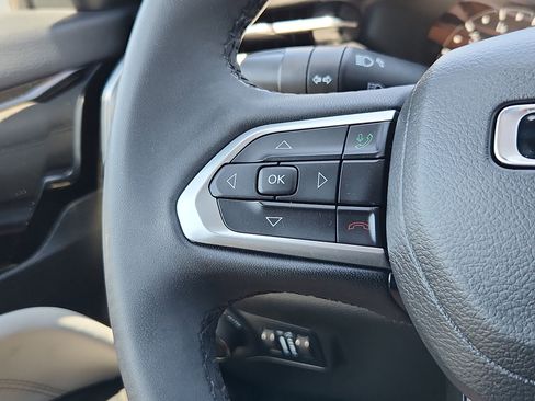 Used 2024 Jeep Compass Limited AWD/4WD image 18