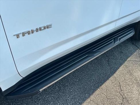 Certified 2023 Chevrolet Tahoe Premier AWD/4WD image 13