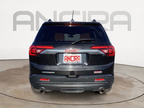Used 2018 GMC Acadia SLT image 11