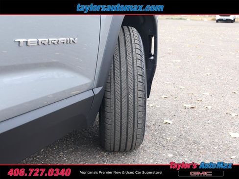 New 2026 GMC Terrain Elevation w/ LPO, Floor Liner Package image 31