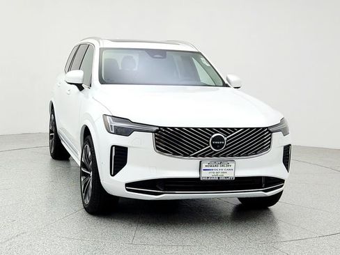 New 2025 Volvo XC90 B6 Plus w/ Protection Package Premier image 2