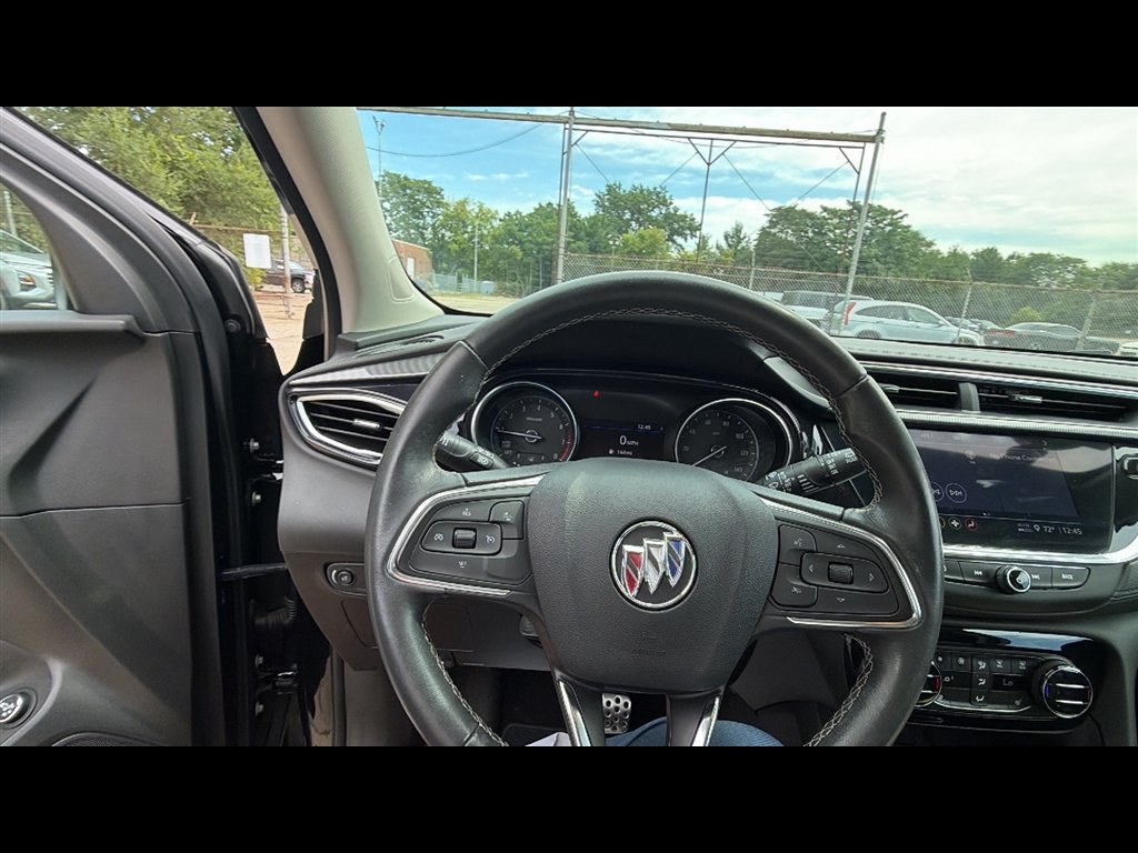 Used 2023 Buick Encore GX Select w/ Sport Touring Package FWD image 11