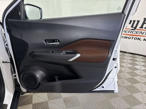 Used 2022 Nissan Kicks SR w/ Interior Electronics Package image 25