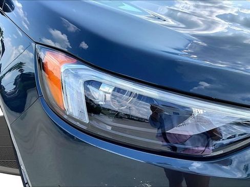 Used 2023 Ford Edge Titanium AWD/4WD image 29