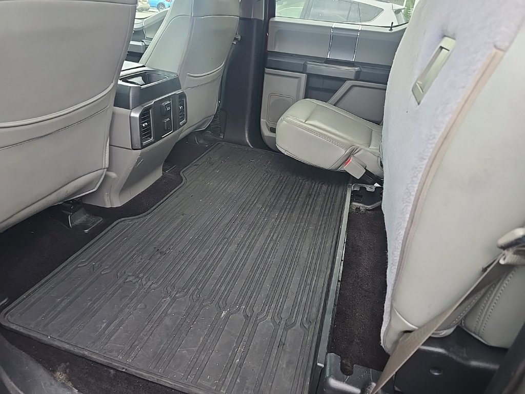 Used 2016 Ford F150 XLT w/ Equipment Group 302A Luxury AWD/4WD image 11