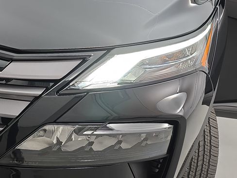 New 2026 Nissan Rogue SV w/ Cold Weather Package FWD image 30
