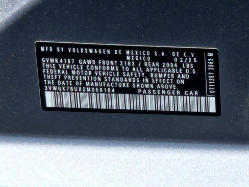 Used 2025 Volkswagen Jetta SEL FWD image 26