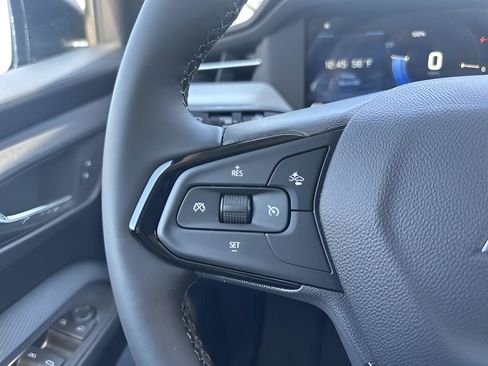 New 2027 Chevrolet Bolt LT w/ Comfort Package FWD image 15