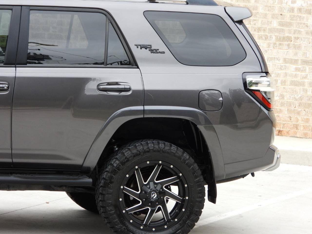 Used 2018 Toyota 4Runner TRD Off-Road Premium AWD/4WD image 43