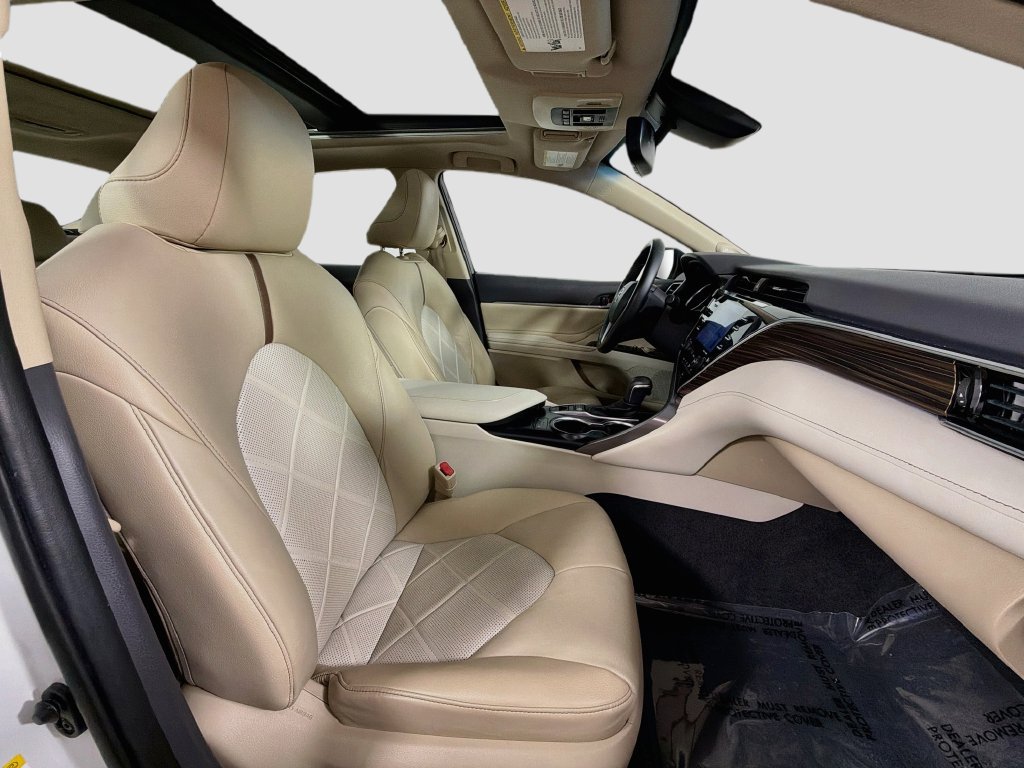 Used 2018 Toyota Camry XLE w/ Driver Assist Package FWD image 29