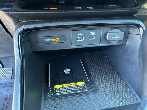 Used 2024 Honda CR-V Sport Touring image 27