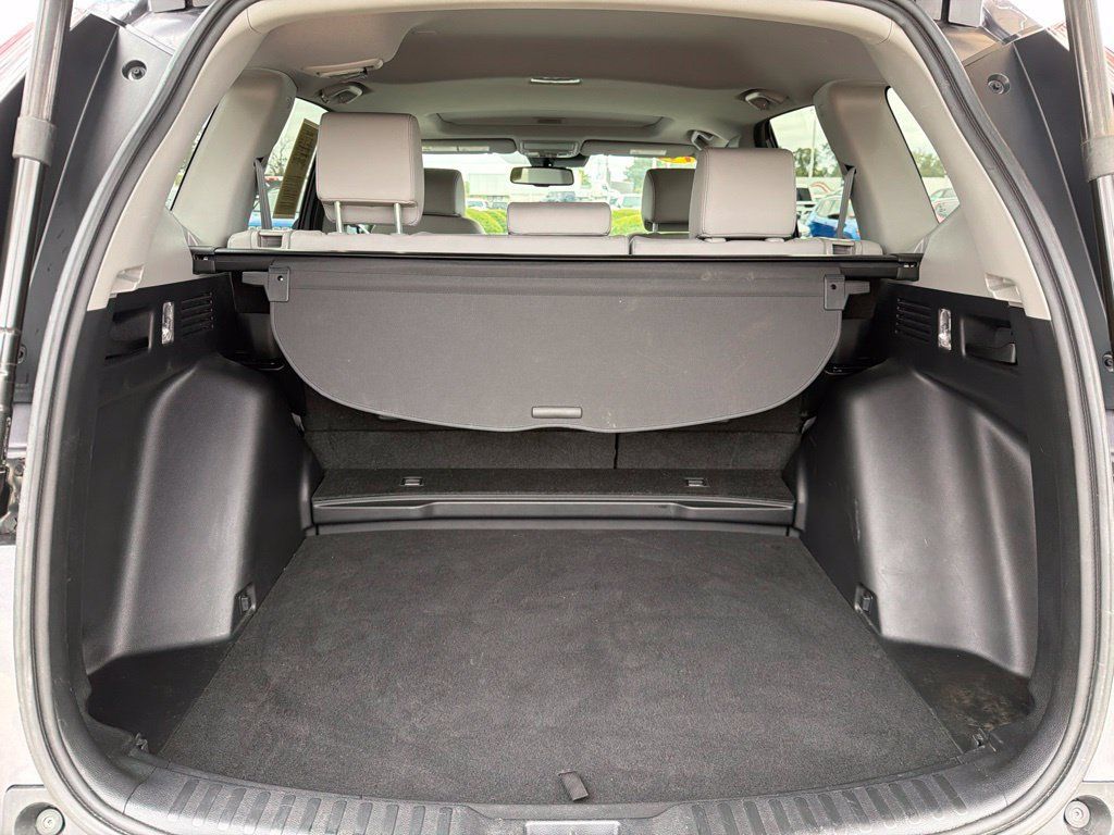 Used 2017 Honda CR-V EX-L image 17