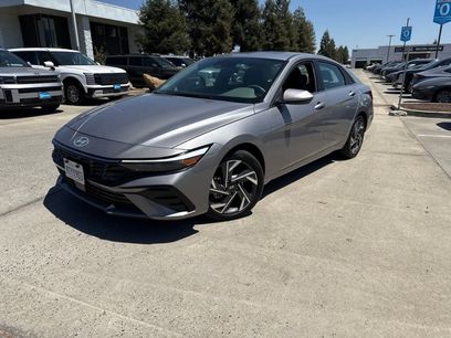 Certified 2025 Hyundai Elantra SEL