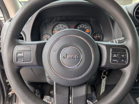 Used 2016 Jeep Patriot Sport w/ Power Value Group image 19