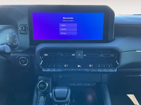 Used 2025 Toyota Land Cruiser image 13