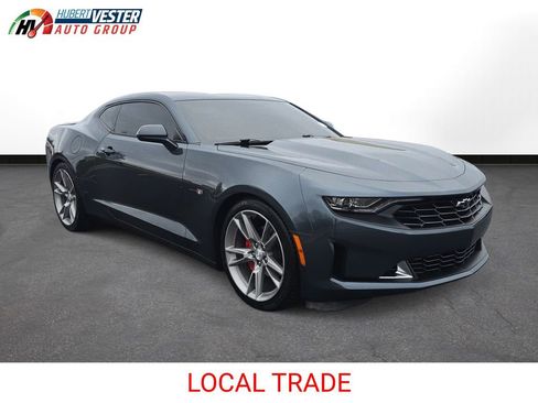 Used 2021 Chevrolet Camaro LT w/ RS Package image 4