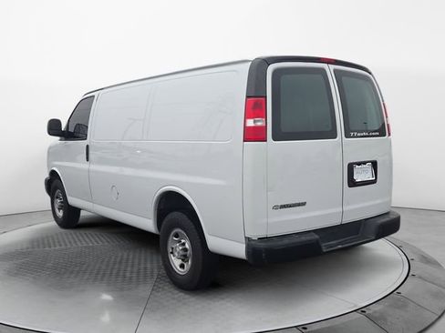 Used 2019 Chevrolet Express 2500 image 3