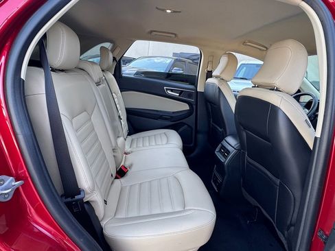 Used 2024 Ford Edge SEL w/ Convenience Package image 32