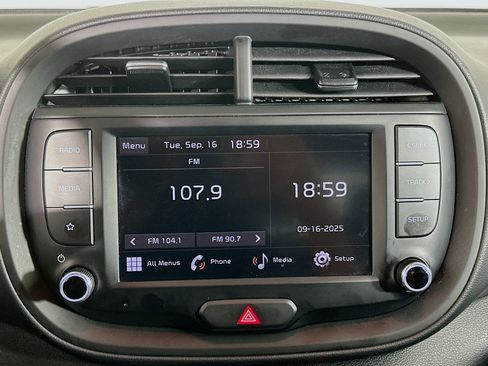 Used 2024 Kia Soul LX w/ Option Group 015 image 21
