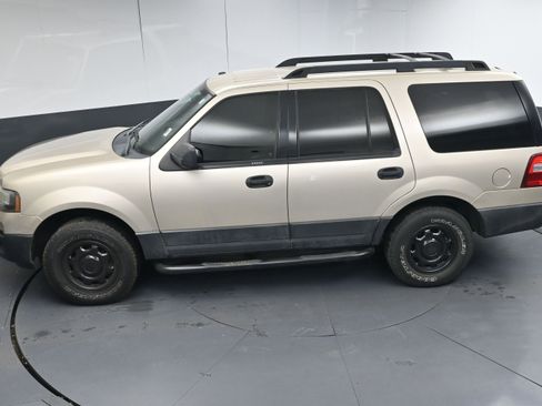 Used 2017 Ford Expedition XL image 33