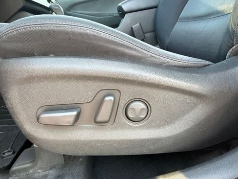 Used 2016 Hyundai Tucson SE w/ Option Group 02 AWD/4WD image 14
