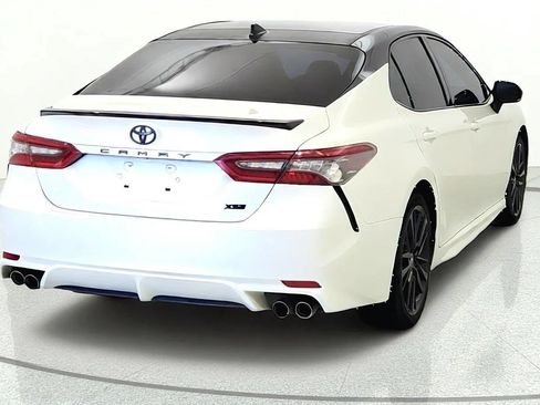 Used 2021 Toyota Camry XSE FWD image 8