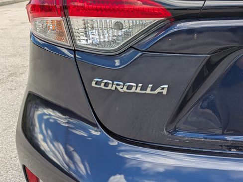 Used 2024 Toyota Corolla LE FWD image 7