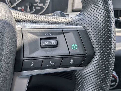 Used 2024 Mitsubishi Outlander SE FWD image 23
