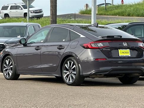 Certified 2024 Honda Civic EX-L image 8