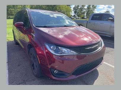 Used 2020 Chrysler Pacifica Touring-L