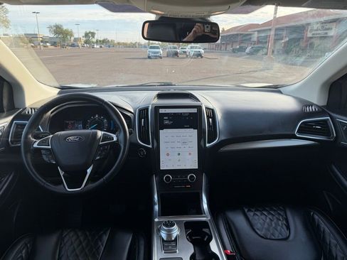 Used 2024 Ford Edge Titanium AWD/4WD image 25