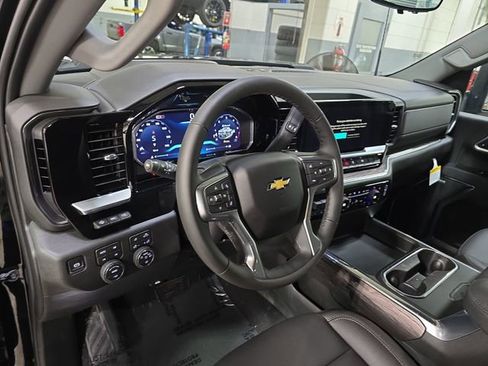 New 2026 Chevrolet Silverado 2500 LTZ w/ LTZ Premium Package image 16