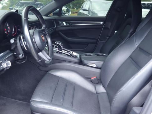 Used 2023 Porsche Panamera Platinum Edition w/ Sportdesign Package RWD image 10